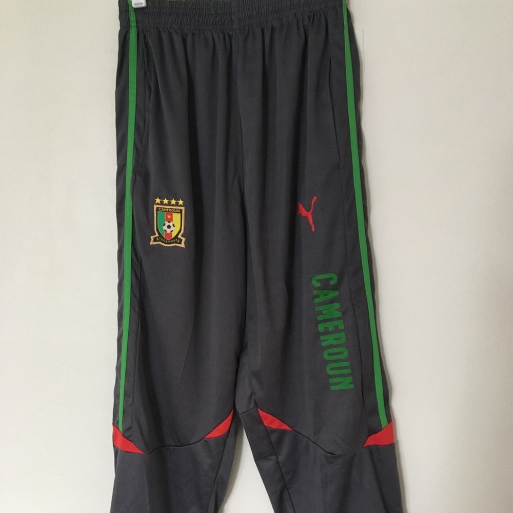 3/4 length soccer pants youth